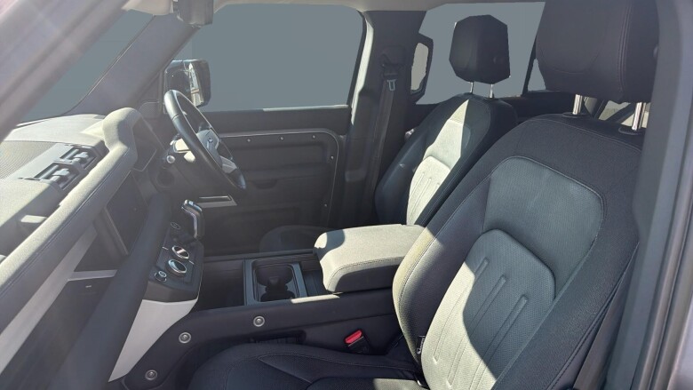 Land Rover Defender 2.0 D240 SE 110 5dr Auto Diesel Estate